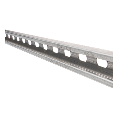 Unicanal perforado / 4×2 U30 / 3000 mm (9.84 ft) / Acero al carbón calibre 16 y 12 / Electro zinc 15-20 μm / ASTM y NF
